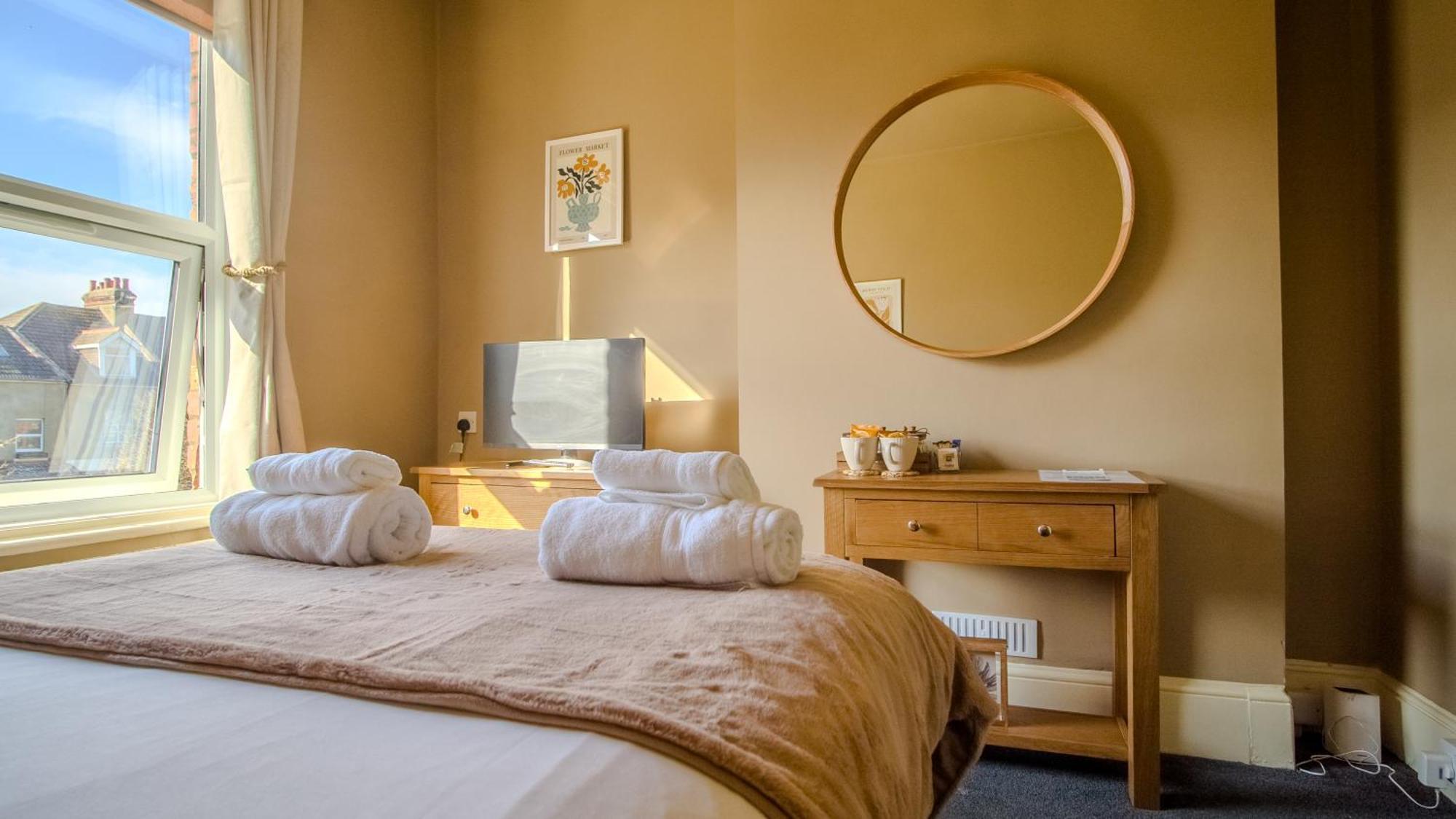 The Albany Rooms Bexhill Buitenkant foto